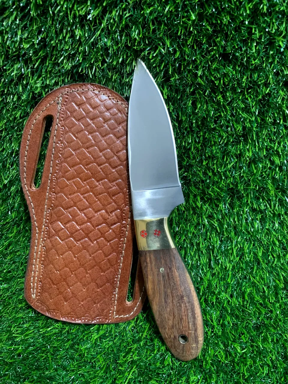 Handmade J2 Steel Hunting Skinner Knife 8" with Wood Handle & Brass Bolster